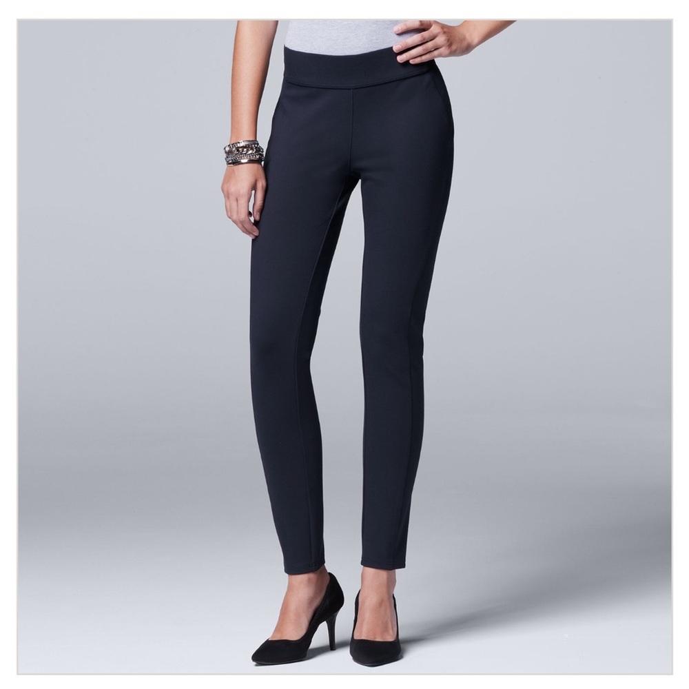 Simply Vera Vera Wang Navy Skinny Pull-on Pants - Size M